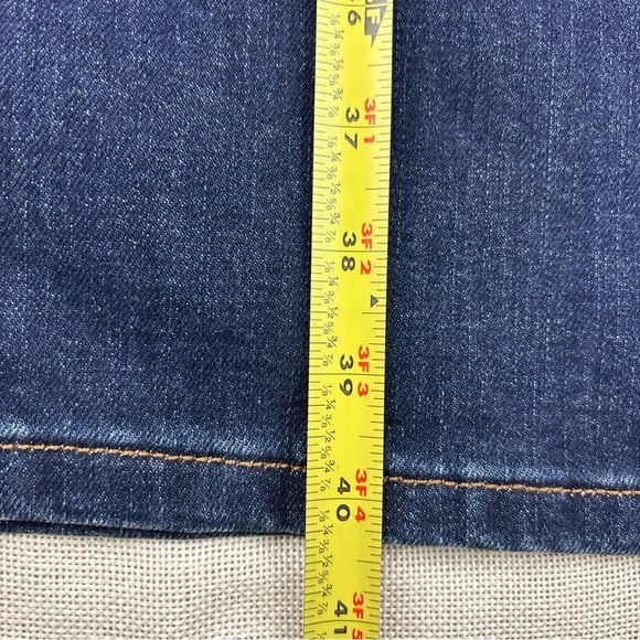 Wrangler Men's Weather Anything Legacy Straight Fit Jeans Size 36x30 - Picture 6 of 12